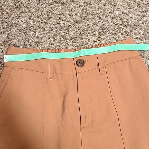 A New Day Women’s High-Rise Slim Ankle Fit Effortless Pintuck Pants 2R Brown Egg - Picture 4 of 8